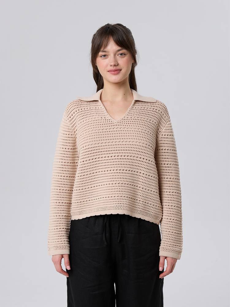 Женский свитер 