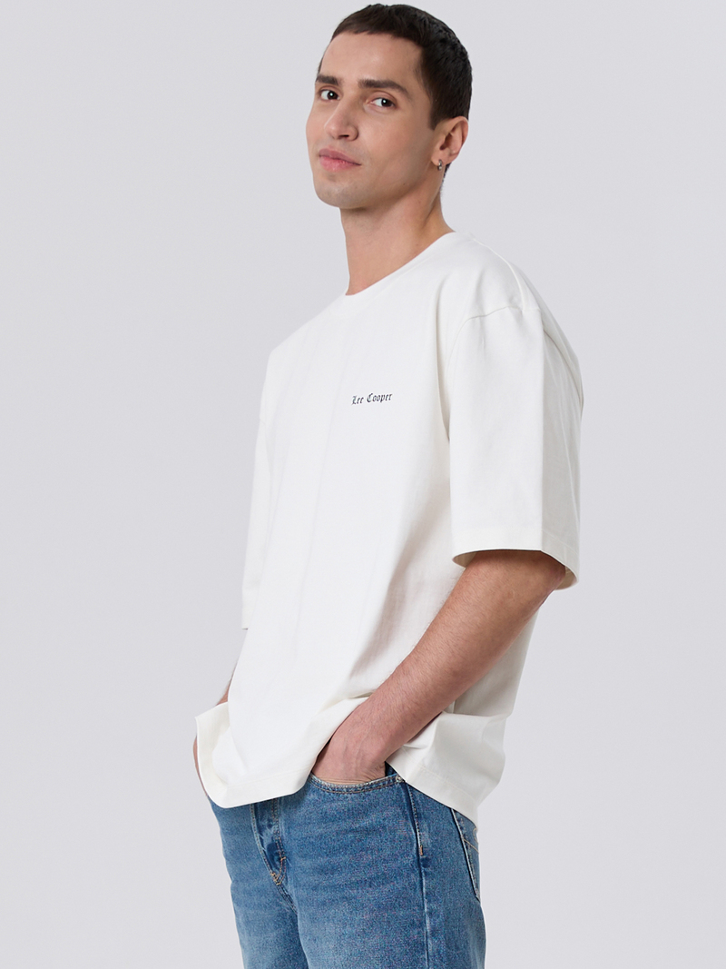 Мужская футболка свободного кроя 