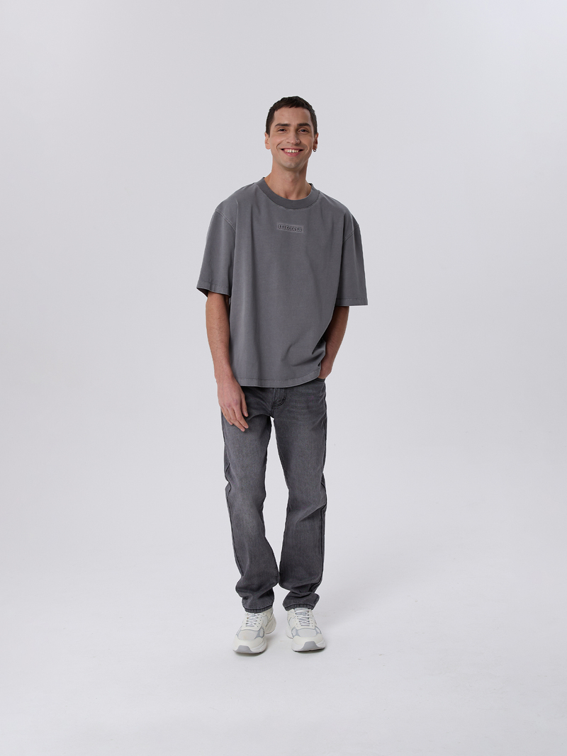 Мужская футболка свободного кроя 