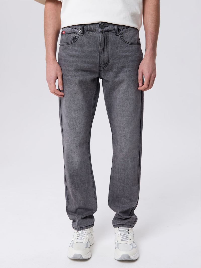 Мужские джинсы прямого кроя зауженные ДЖОН (JOHN)