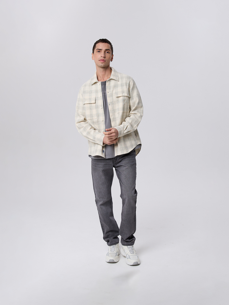 Мужская рубашка джинсовая прямого кроя 